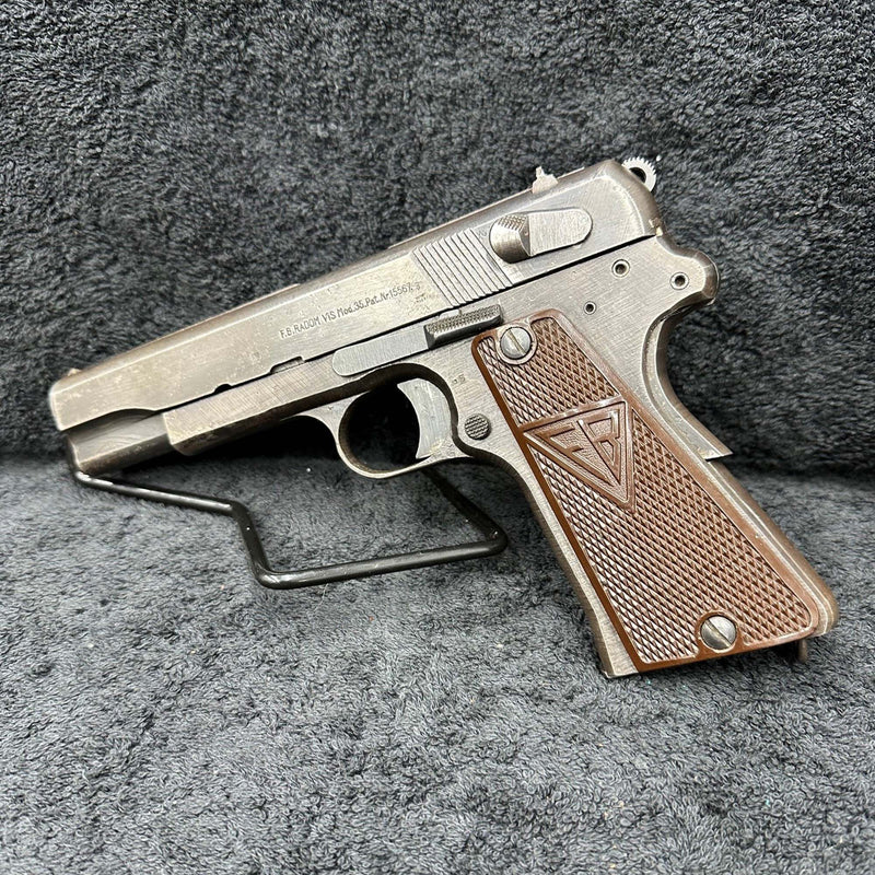 Radom VIS35 Type 3 (2 Lever) 1944 – 9mm Semi-Auto Pistol