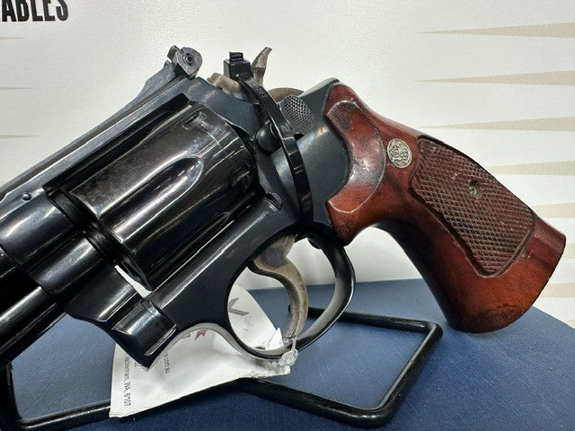 Smith & Wesson Model 19 .357 MAG Handgun Revolver - Pre Loved
